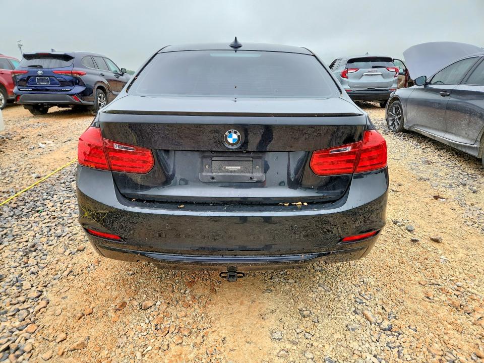 2013 Bmw 335 მანქანა იყიდება აუქციონზე, vin: WBA3B9C50DF585794, აუქციონის ნომერი: 54283416