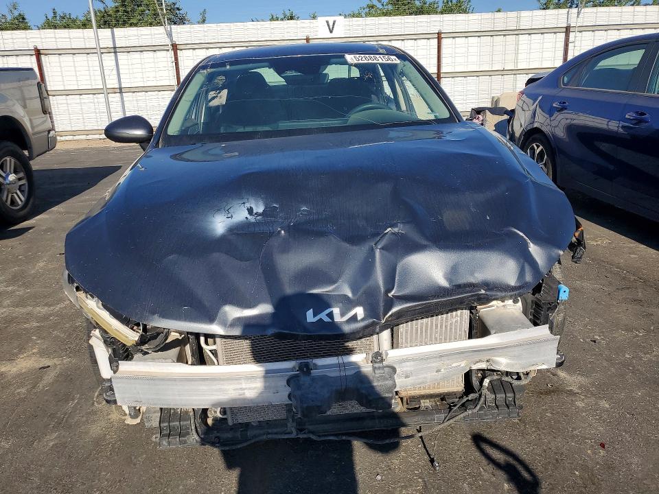 2022 Kia K5 მანქანა იყიდება აუქციონზე, vin: 5XXG14J29NG151458, აუქციონის ნომერი: 52888156