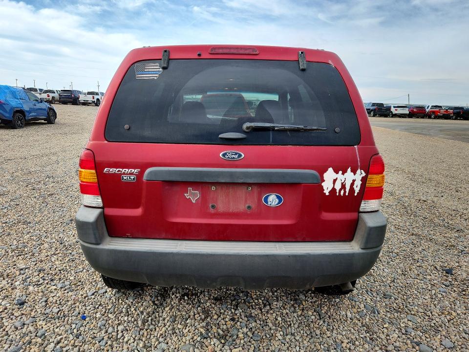 2004 Ford Escape მანქანა იყიდება აუქციონზე, vin: 1FMYU93174DA21812, აუქციონის ნომერი: 54980296