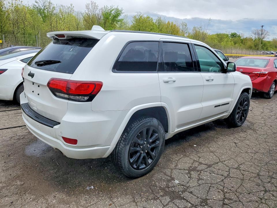 52612166 :رقم المزاد ، 1C4RJFAG3JC217397 vin ، 2018 Jeep Grand Cherokee مزاد بيع