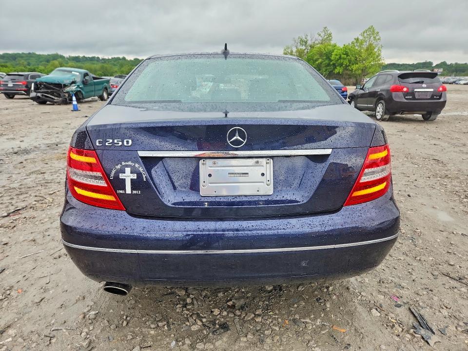 52418896 :رقم المزاد ، WDDGF4HBXDR275425 vin ، 2013 Mercedes-benz C مزاد بيع