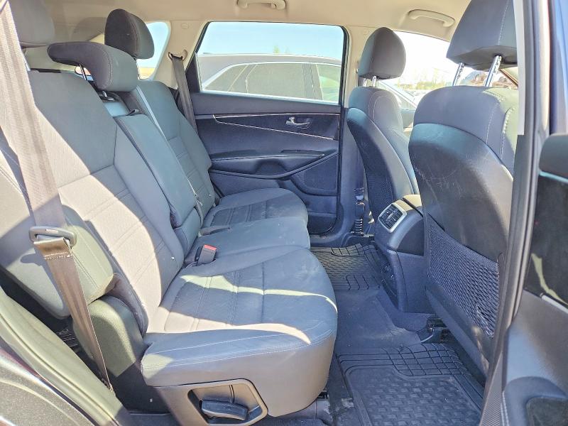 53730906 :رقم المزاد ، 5XYPGDA5XJG382531 vin ، 2018 Kia Sorento مزاد بيع