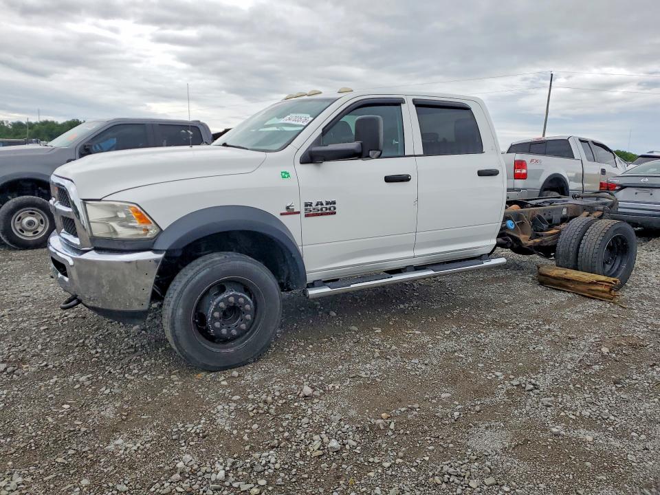 2015 Ram 5500 მანქანა იყიდება აუქციონზე, vin: 3C7WRNEL6FG582693, აუქციონის ნომერი: 54703576