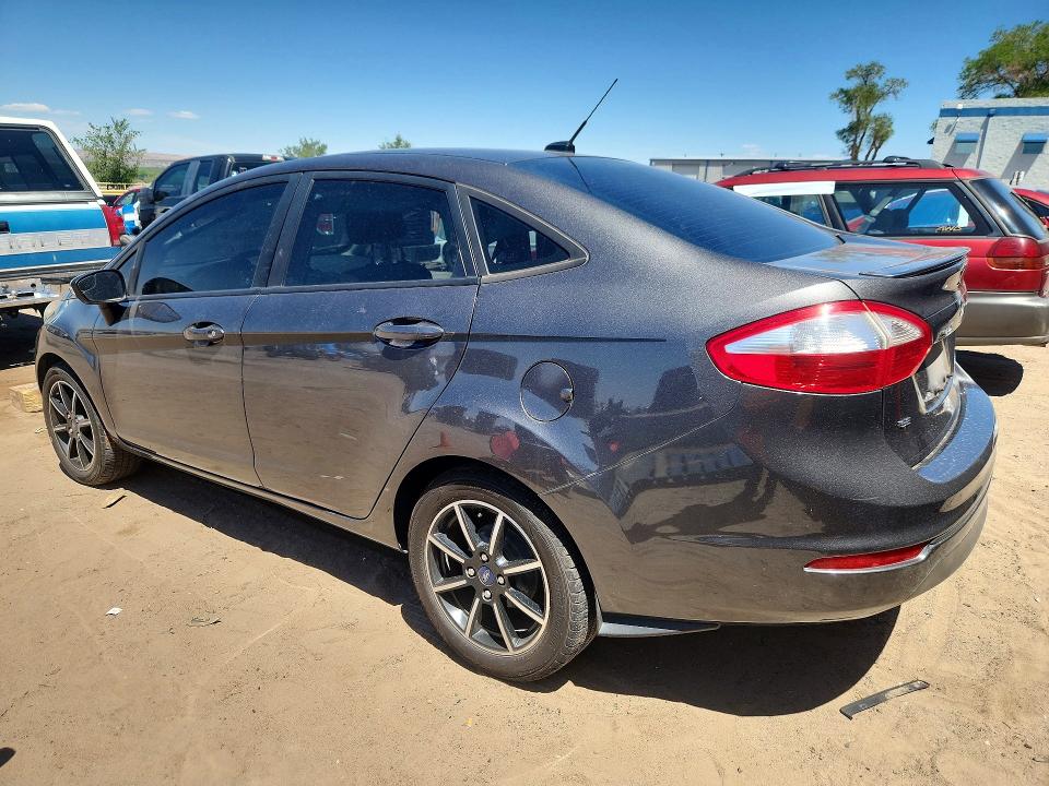 52575366 :رقم المزاد ، 3FADP4BJ7JM130355 vin ، 2018 Ford Fiesta مزاد بيع