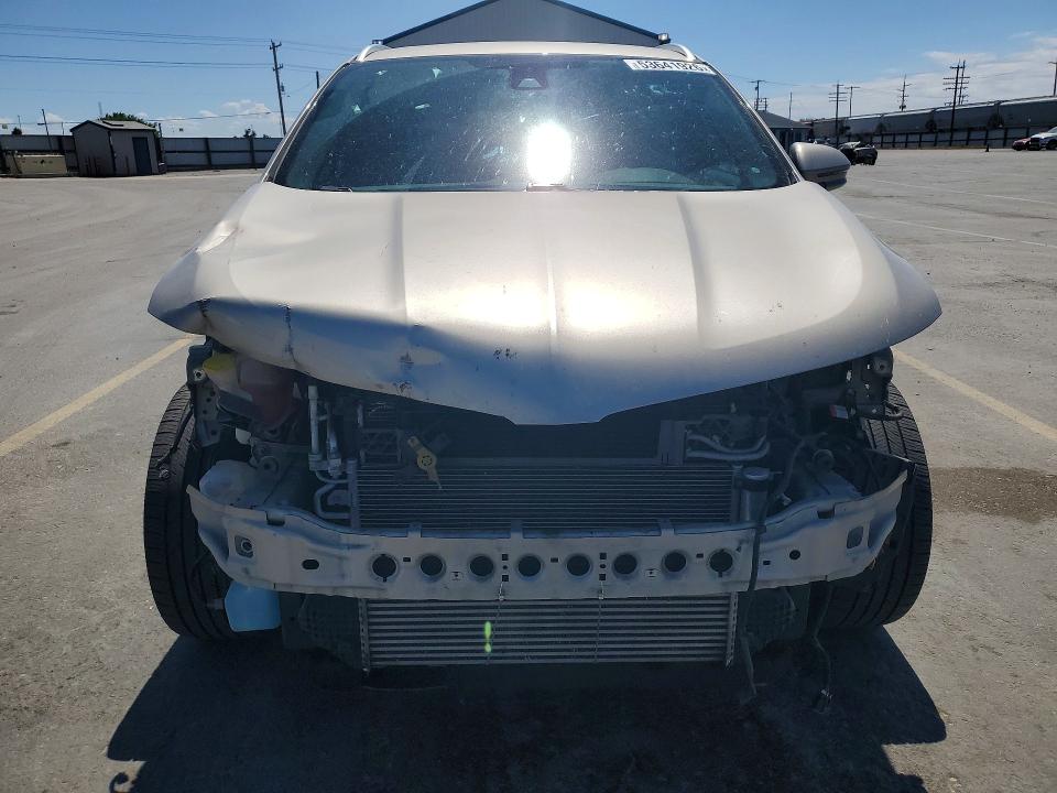 53641926 :رقم المزاد ، 5LMTJ2AH3FUJ41696 vin ، 2015 Lincoln Mkc مزاد بيع