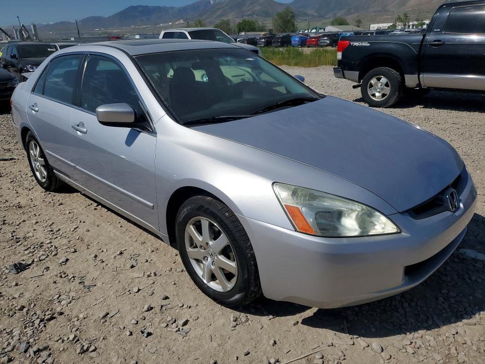 52676046 :رقم المزاد ، 1HGCM66535A074118 vin ، 2005 Honda Accord مزاد بيع