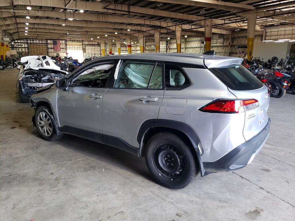 96903765 :رقم المزاد ، 7MUAAABG8NV020671 vin ، 2022 Toyota Corolla Cross مزاد بيع