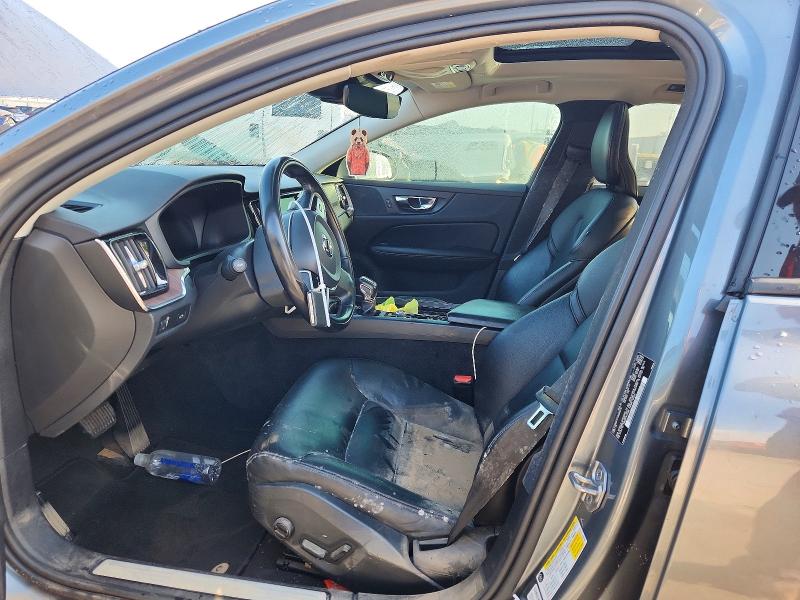 51910516 :رقم المزاد ، 7JR102FK4MG096576 vin ، 2021 Volvo S60 مزاد بيع