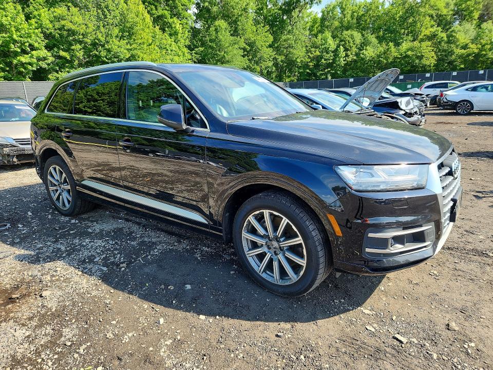 Продаж на аукціоні авто 2019 Audi Q7, vin: WA1LHBF74KD021462, номер лоту: 54493736