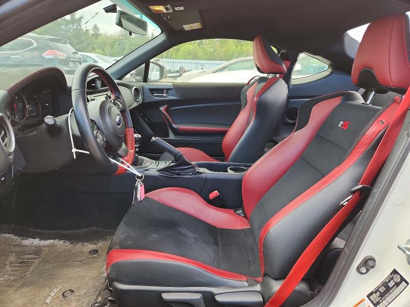 50530626 :رقم المزاد ، JF1ZCAD12J9600027 vin ، 2018 Subaru Brz مزاد بيع