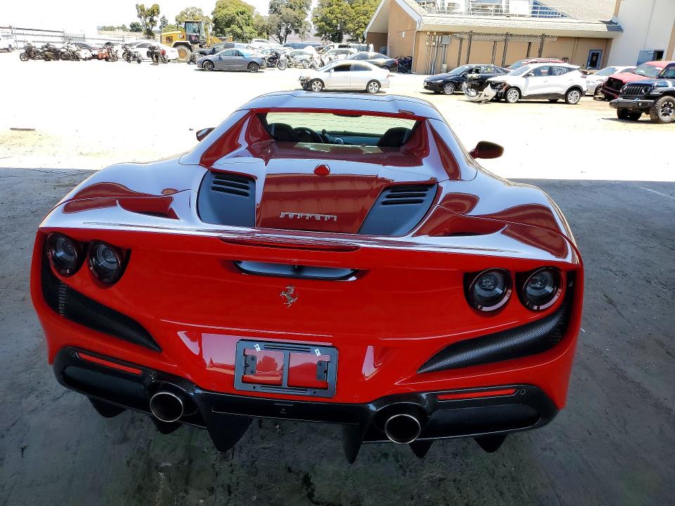 2021 Ferrari F8 Spider მანქანა იყიდება აუქციონზე, vin: ZFF93LMA3M0267580, აუქციონის ნომერი: 54492456