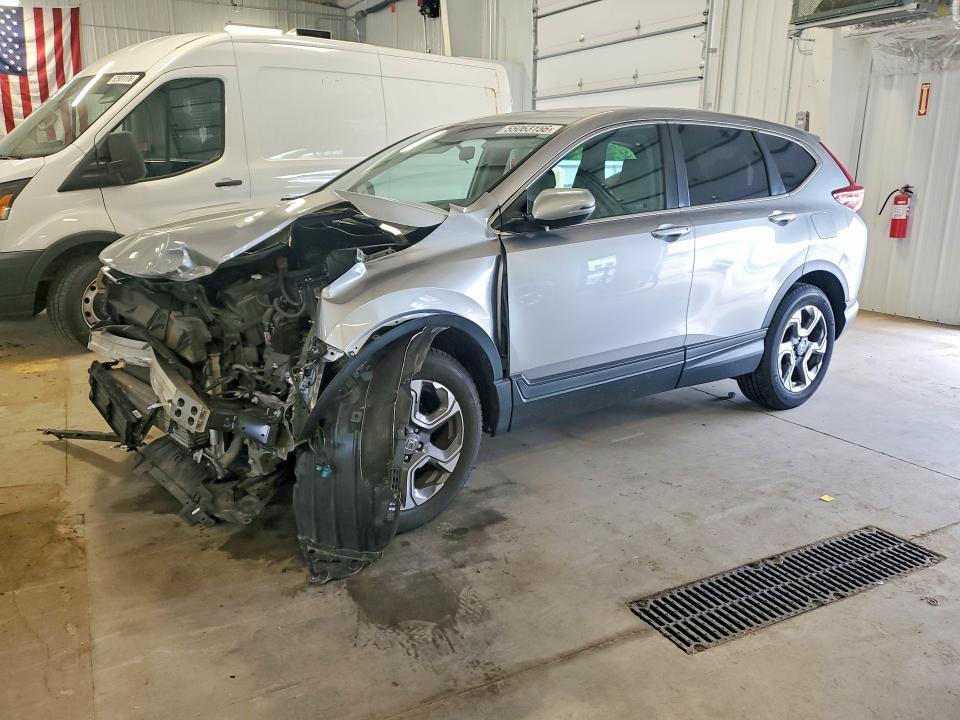 Продаж на аукціоні авто 2018 Honda Cr-v, vin: 7FARW2H58JE074789, номер лоту: 55063156