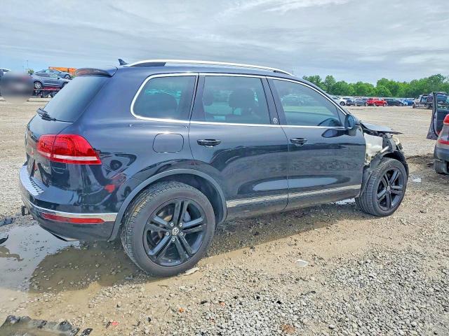 2017 Volkswagen Touareg მანქანა იყიდება აუქციონზე, vin: WVGRF7BP3HD004584, აუქციონის ნომერი: 54683006