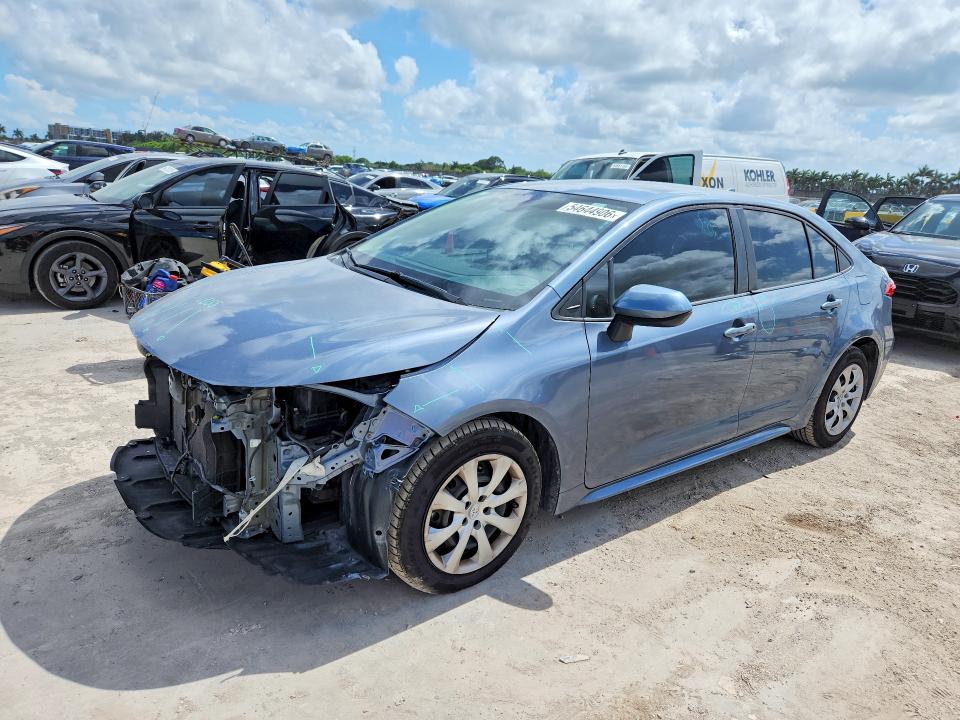 54644906 :رقم المزاد ، 5YFEPMAE5MP153391 vin ، 2021 Toyota Corolla مزاد بيع