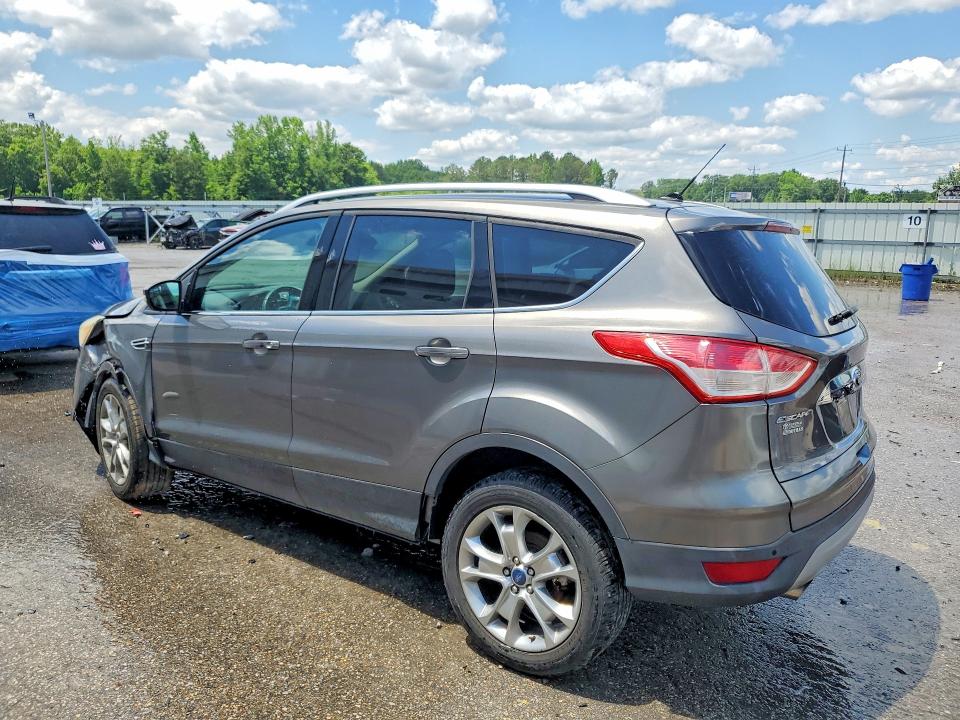 53455356 :رقم المزاد ، 1FMCU0J90EUB00223 vin ، 2014 Ford Escape مزاد بيع