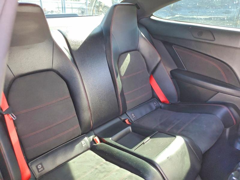 2015 Mercedes-benz C მანქანა იყიდება აუქციონზე, vin: WDDGJ4HB7FG389458, აუქციონის ნომერი: 52851456