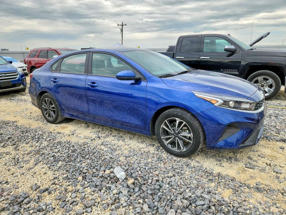 54131146 :رقم المزاد ، 3KPF24AD3PE651766 vin ، 2023 Kia Forte مزاد بيع
