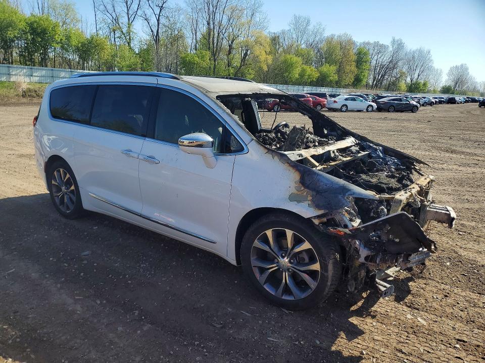 2017 Chrysler Pacifica მანქანა იყიდება აუქციონზე, vin: 2C4RC1GG4HR811938, აუქციონის ნომერი: 52700526