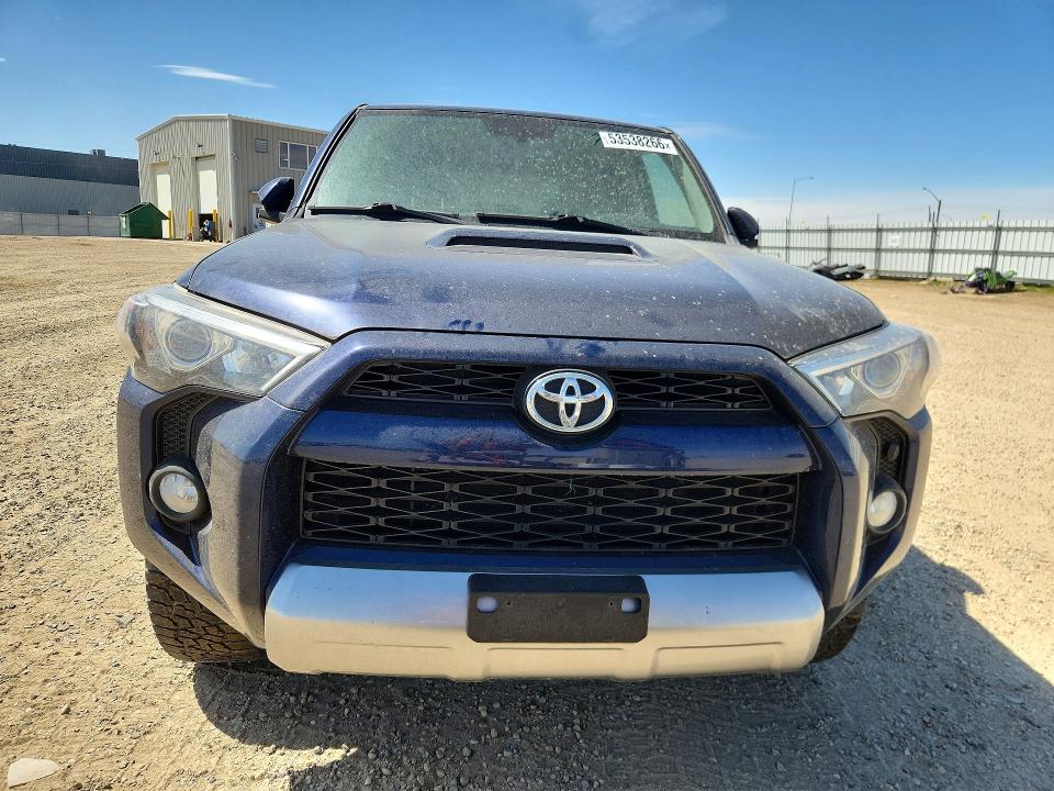 Auction sale of the 2018 Toyota 4runner, vin: JTEBU5JR4J5585012, lot number: 53538266