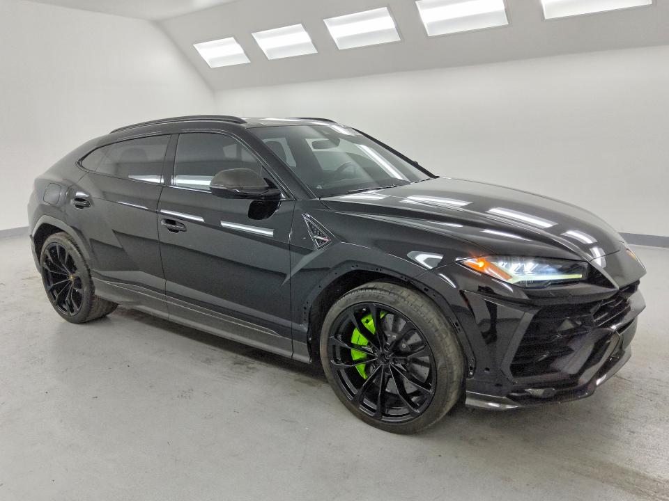 Продажа на аукционе авто 2020 Lamborghini Urus, vin: ZPBUA1ZL9LLA07056, номер лота: 49012416