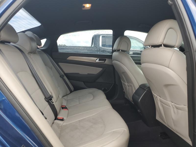Продажа на аукционе авто 2017 Hyundai Sonata, vin: 5NPE34AB2HH559388, номер лота: 54705526