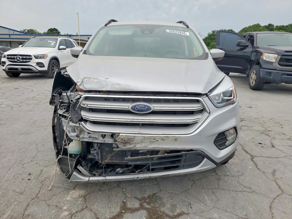 52623946 :رقم المزاد ، 1FMCU0HD0KUB26083 vin ، 2019 Ford Escape مزاد بيع