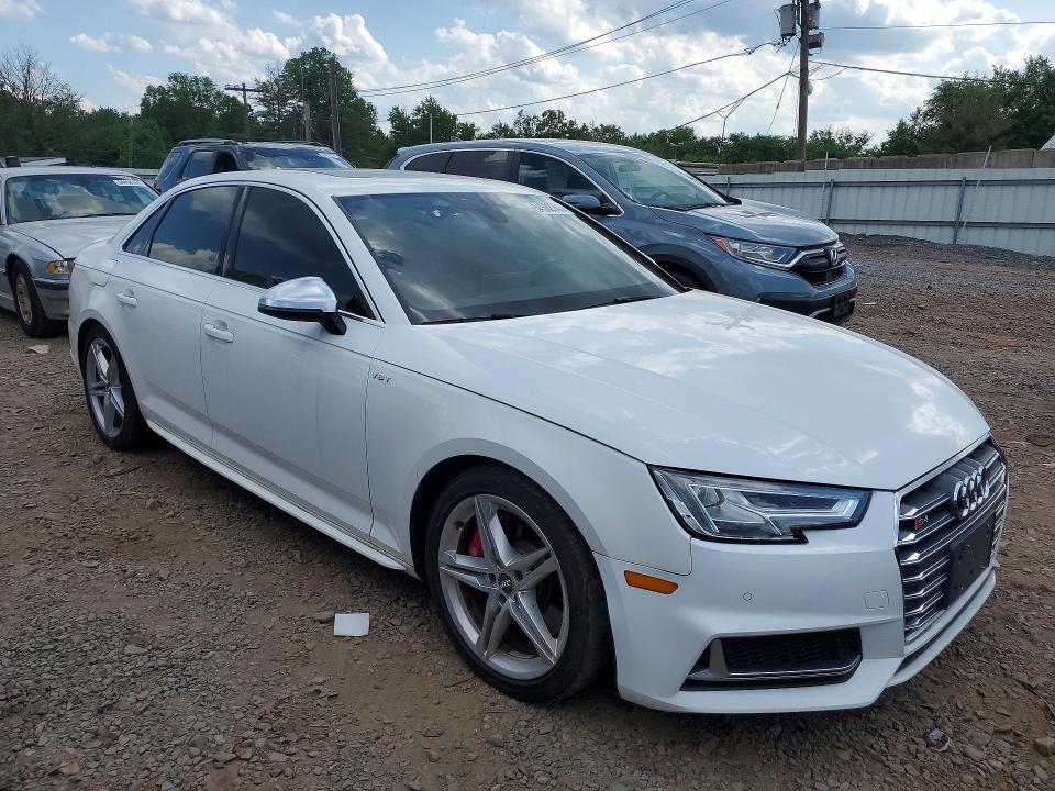 Продаж на аукціоні авто 2018 Audi S4, vin: WAUB4AF42JA019445, номер лоту: 54502386