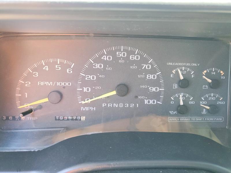 54417166 :رقم المزاد ، 3GNGK26J7XG169479 vin ، 1999 Chevrolet Suburban مزاد بيع
