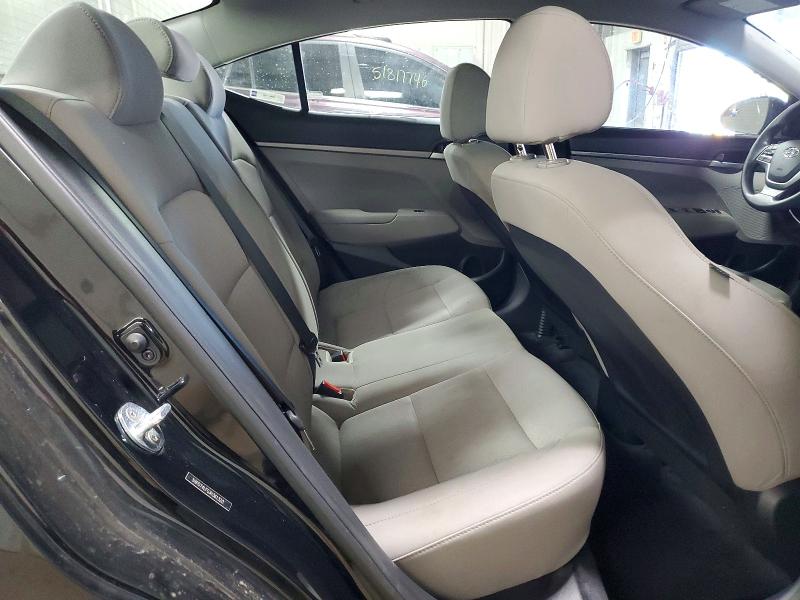 51976946 :رقم المزاد ، 5NPD74LF0JH361320 vin ، 2018 Hyundai Elantra مزاد بيع