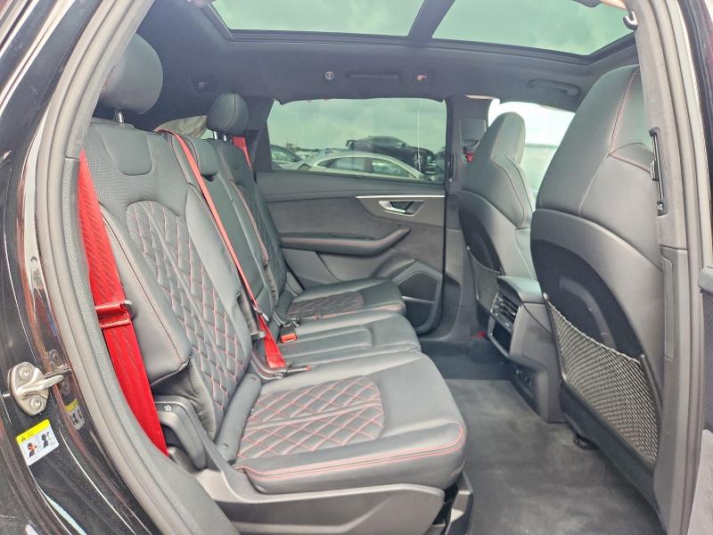 54523336 :رقم المزاد ، WA1VWBF77SD012155 vin ، 2025 Audi Sq7 مزاد بيع