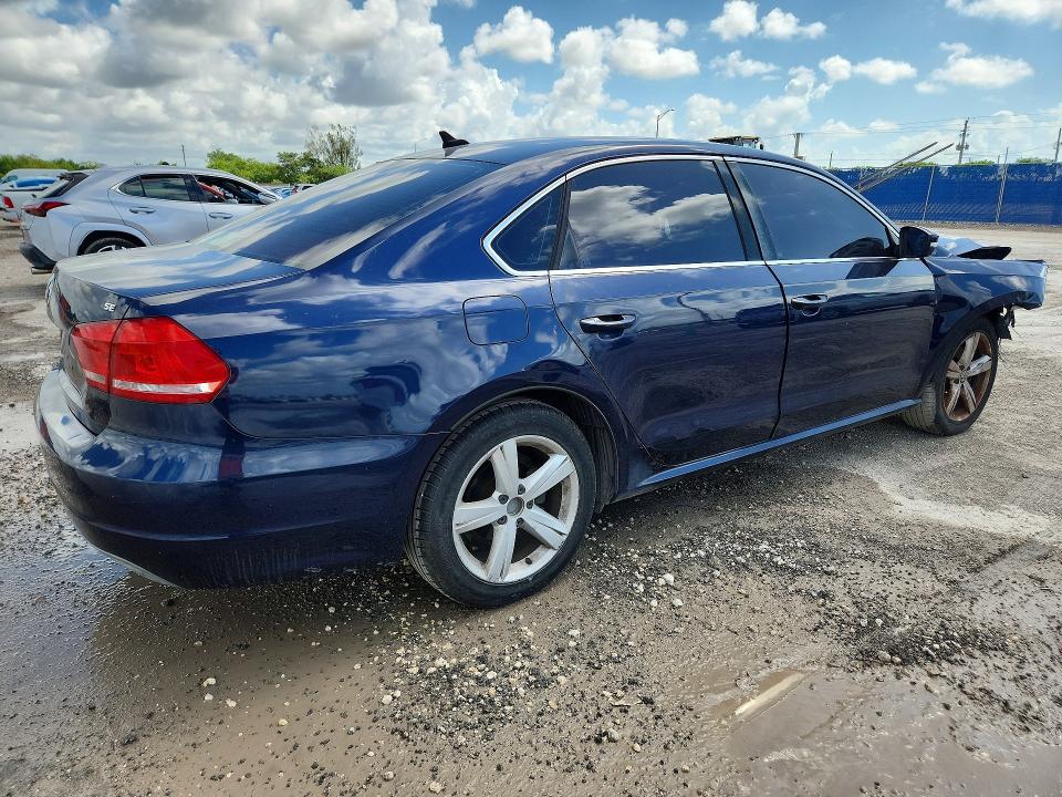 54394506 :رقم المزاد ، 1VWBH7A39DC102627 vin ، 2013 Volkswagen Passat مزاد بيع
