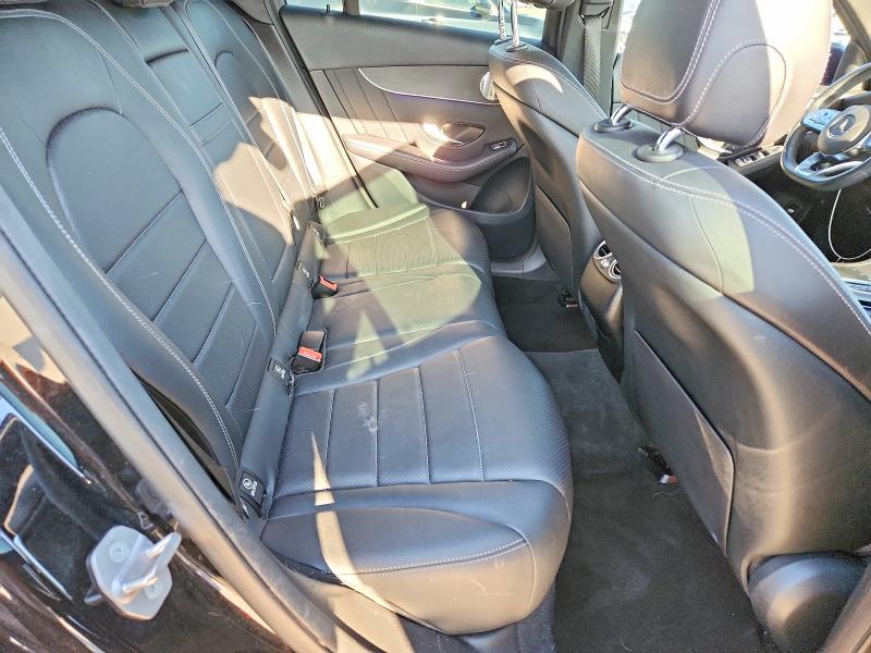 53040256 :رقم المزاد ، W1N0G8EB8LF833690 vin ، 2020 Mercedes-benz Glc مزاد بيع