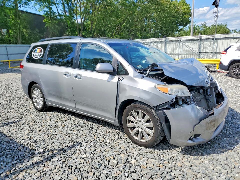 Aukcja sprzedaży 2014 Toyota Sienna, vin: 5TDDK3DC0ES072628, numer aukcji: 54959206
