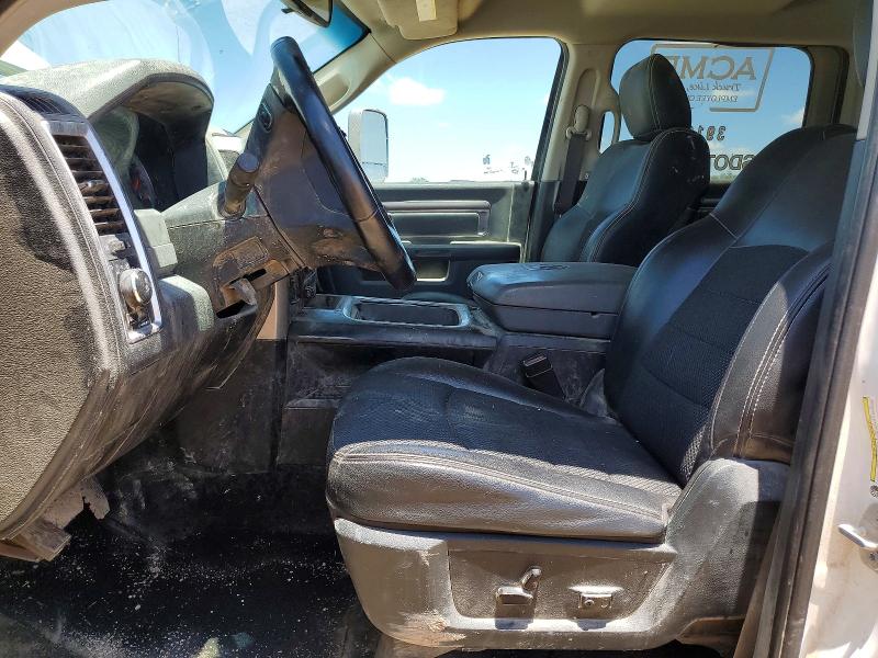 54004536 :رقم المزاد ، 3C63RRHL0JG383982 vin ، 2018 Ram 3500 مزاد بيع