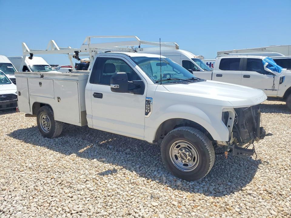 51273356 :رقم المزاد ، 1FDBF2A60NEF36071 vin ، 2022 Ford F250 مزاد بيع