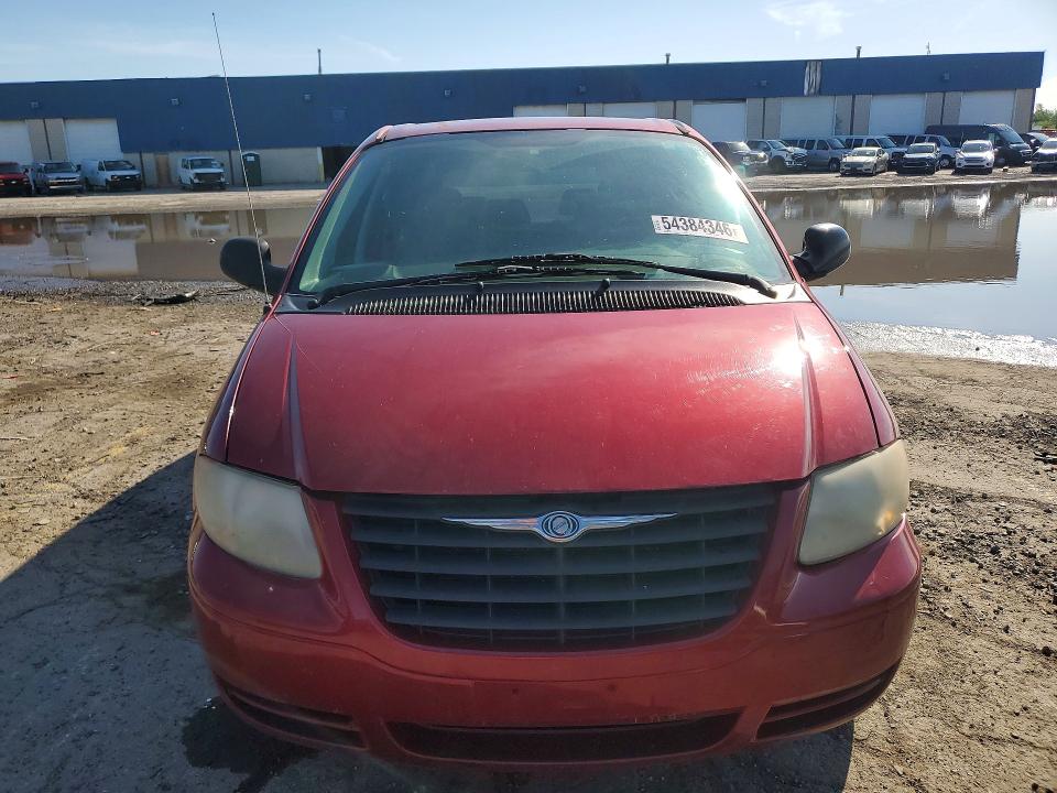 2005 Chrysler Town & Country მანქანა იყიდება აუქციონზე, vin: 1C4GP45R35B375174, აუქციონის ნომერი: 54384346
