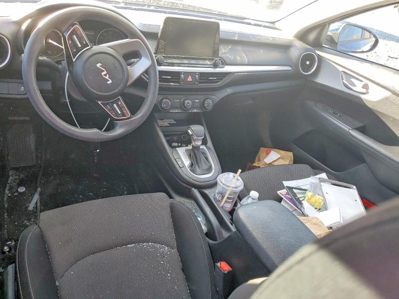 2023 Kia Forte მანქანა იყიდება აუქციონზე, vin: 3KPF24AD7PE596528, აუქციონის ნომერი: 54702876