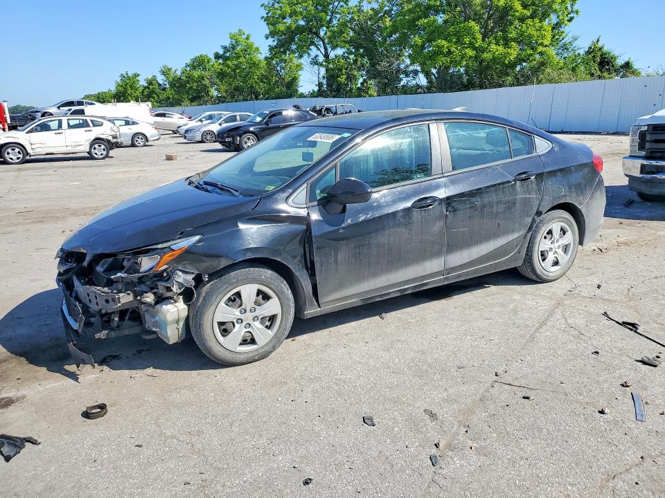 53549506 :رقم المزاد ، 1G1BC5SMXJ7233544 vin ، 2018 Chevrolet Cruze مزاد بيع