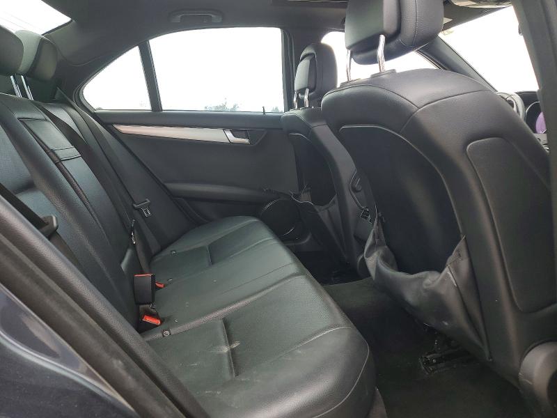 2013 Mercedes-benz C მანქანა იყიდება აუქციონზე, vin: WDDGF4HB6DA865071, აუქციონის ნომერი: 54551776
