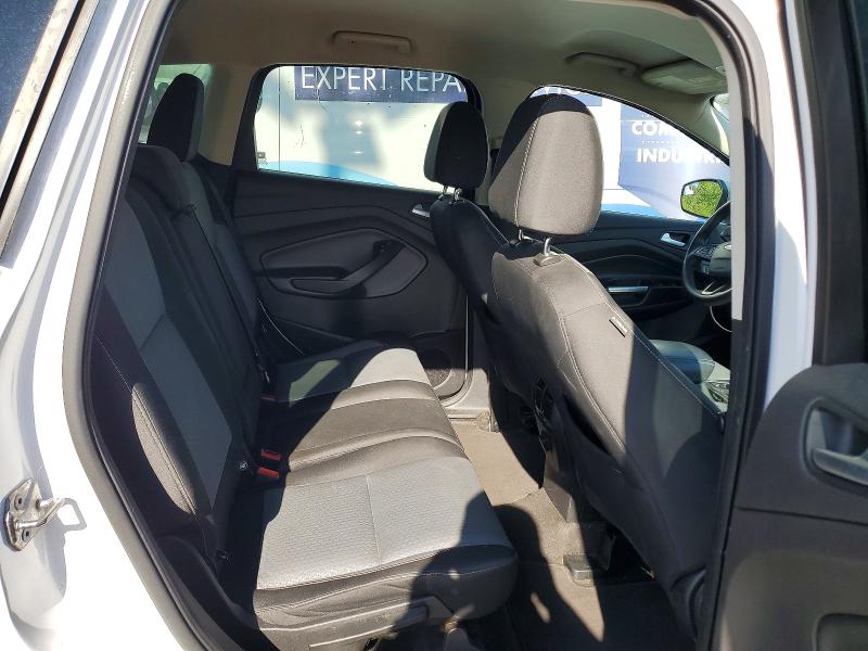 2017 Ford Escape მანქანა იყიდება აუქციონზე, vin: 1FMCU0GD8HUE37822, აუქციონის ნომერი: 52875606