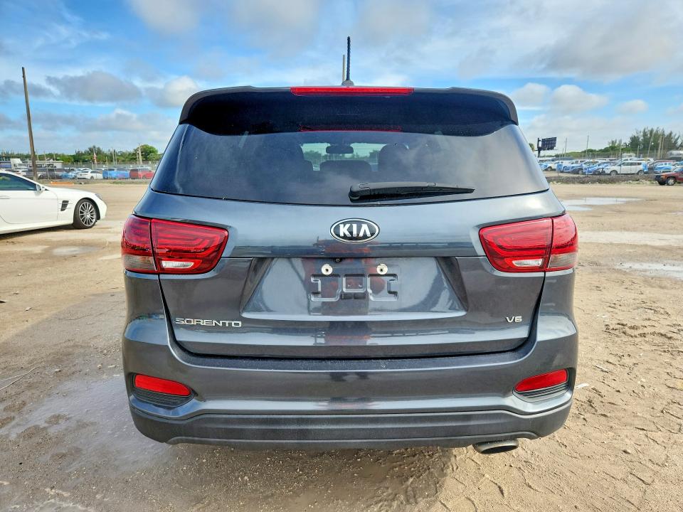 Продажа на аукционе авто 2020 Kia Sorento, vin: 5XYPG4A52LG671549, номер лота: 55547596