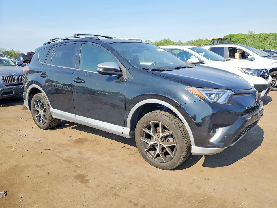 53464356 :رقم المزاد ، 2T3JFREV7HW588997 vin ، 2017 Toyota Rav4 مزاد بيع