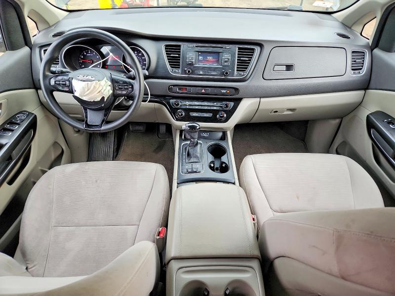 52567396 :رقم المزاد ، KNDMB5C19F6021545 vin ، 2015 Kia Sedona مزاد بيع