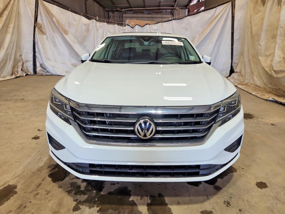 52553566 :رقم المزاد ، 1VWSA7A3XNC003983 vin ، 2022 Volkswagen Passat مزاد بيع