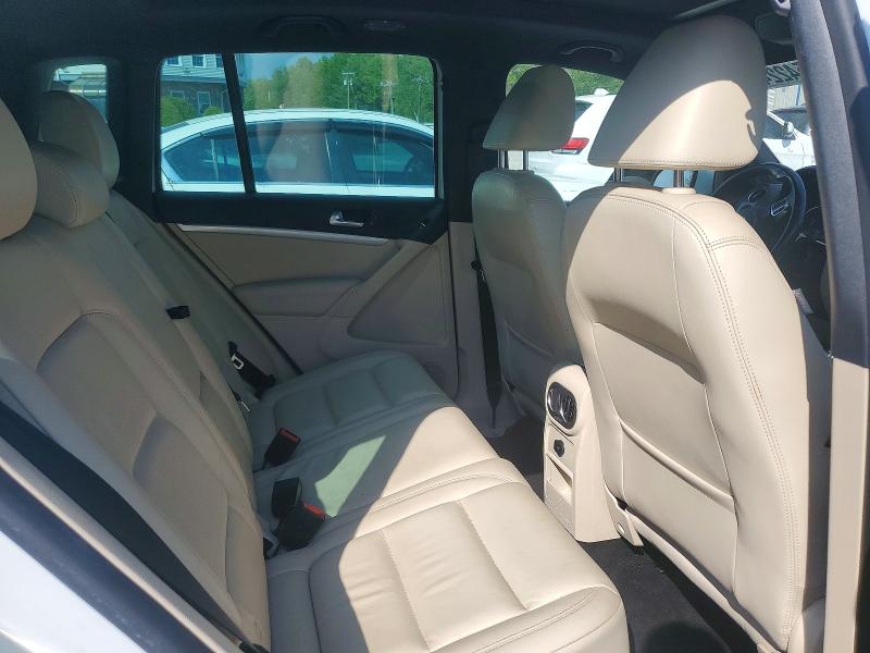 54224566 :رقم المزاد ، WVGBV7AX9FW603402 vin ، 2015 Volkswagen Tiguan مزاد بيع