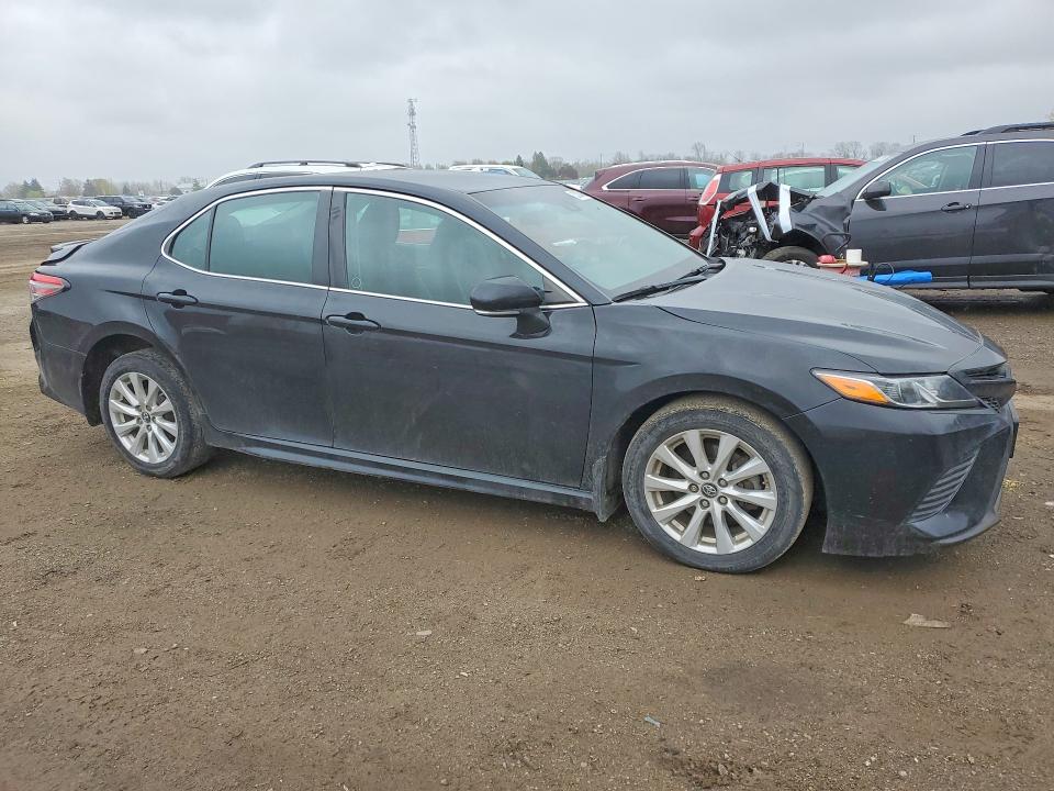 Продаж на аукціоні авто 2018 Toyota Camry, vin: 4T1B11HK5JU006013, номер лоту: 53300466
