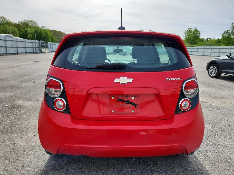 Продаж на аукціоні авто 2015 Chevrolet Sonic, vin: 1G1JA6SG6F4202964, номер лоту: 54228206