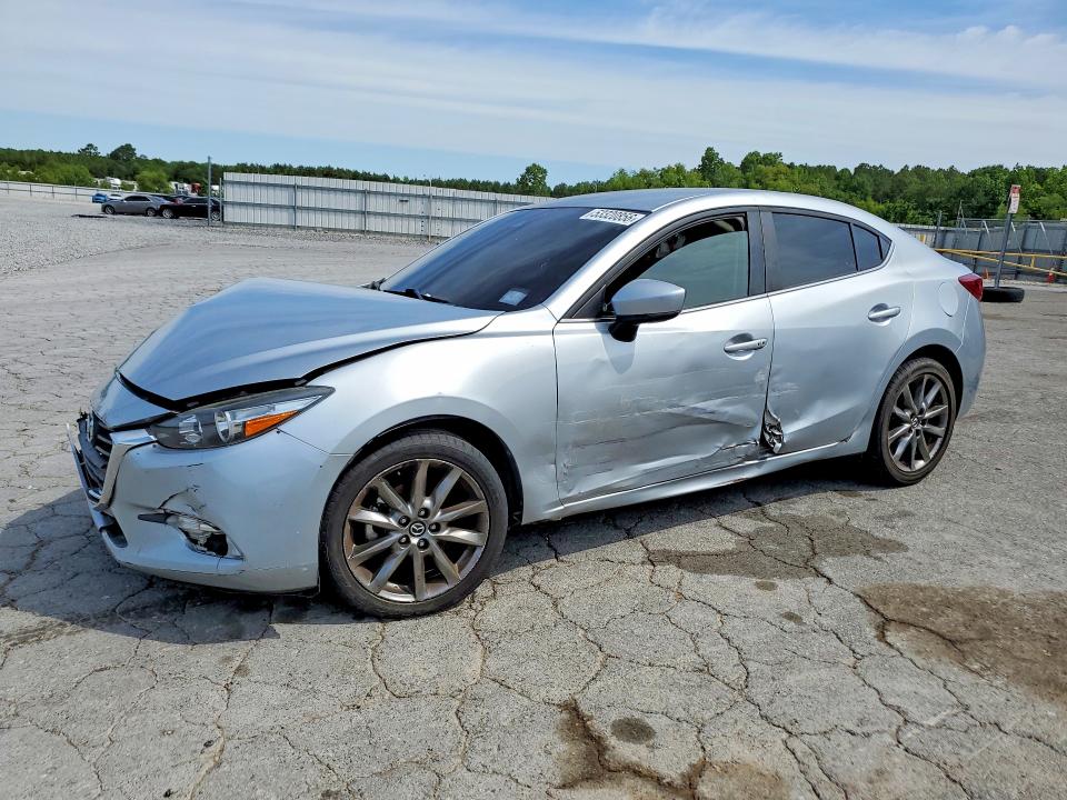 53320856 :رقم المزاد ، 3MZBN1V38JM197790 vin ، 2018 Mazda 3 مزاد بيع