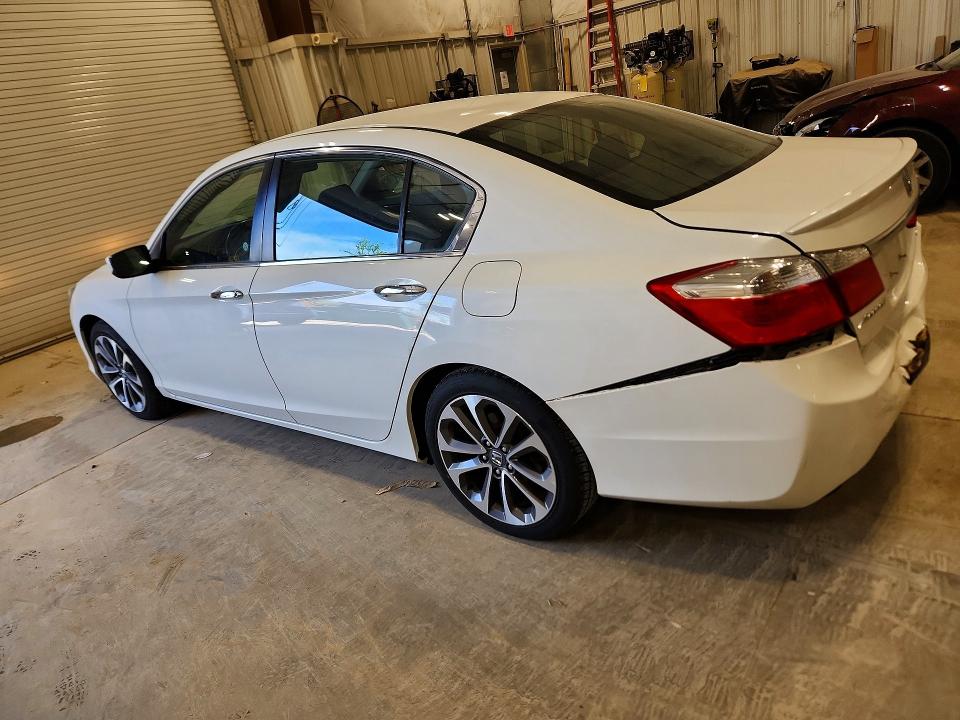 Продажа на аукционе авто 2015 Honda Accord, vin: 1HGCR2F52FA224179, номер лота: 55429856