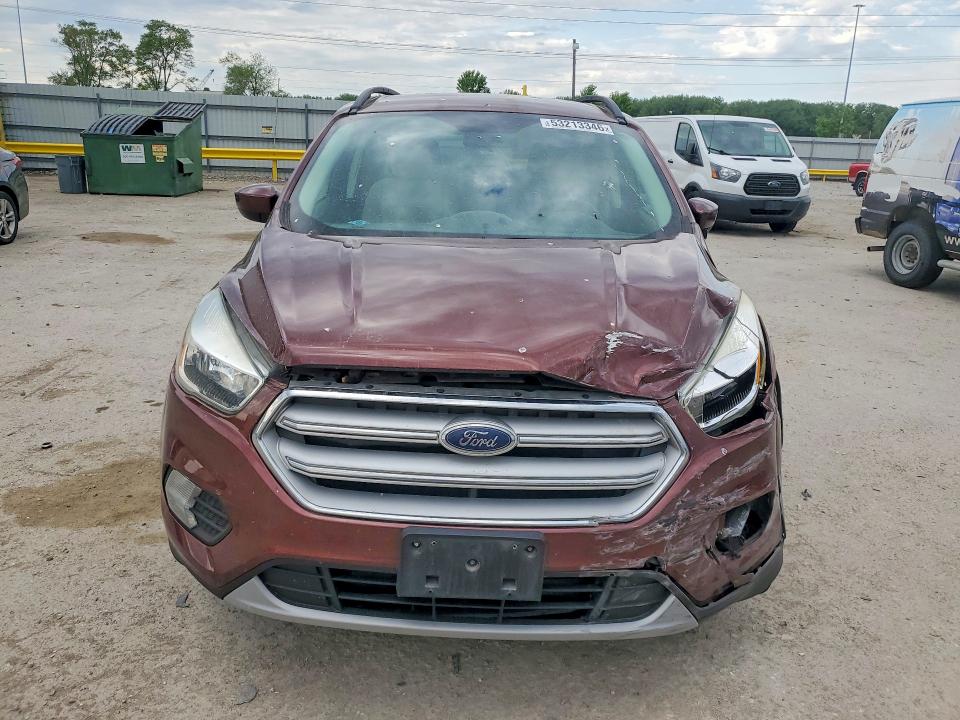 2018 Ford Escape მანქანა იყიდება აუქციონზე, vin: 1FMCU9GD5JUB25130, აუქციონის ნომერი: 53213346